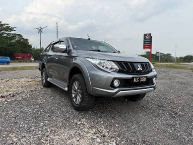 Mitsubishi Triton VGT A/T PREMIUM in Johor Bahru, JHR
