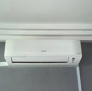 aircond daikin inverter 1.5hp