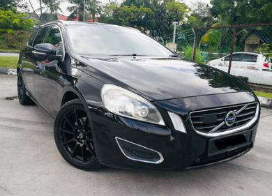2013 Volvo V60 T4