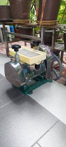 Manual sugarcane mechine