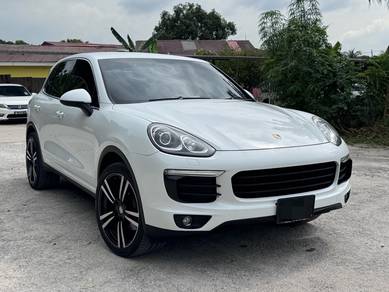 Porsche Cayenne in Kajang, SGR