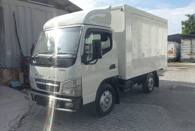 2018/19 Mitsubishi Fuso FE71PB FiberBox 10'4