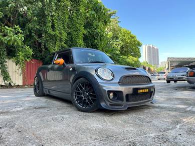 Mini Cooper in Salak Selatan, KUL