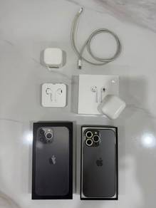 Apple iPhone 13 Pro Max 128 GB (AirPods & Charger)