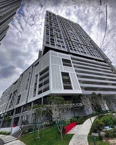 Condominium For Rent in Platinum Arena