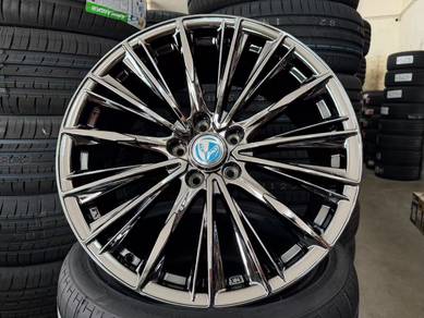 New rim 19x8.5jj Rays versus black chrome edition