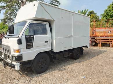 2003 Daihatsu Delta V58R-HS-4500KG-Luton Box