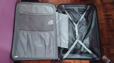 beg luggage big