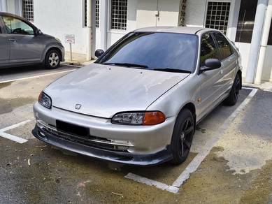 Honda Civic EXi in Kajang, SGR