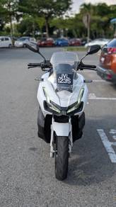 Honda ADV 150