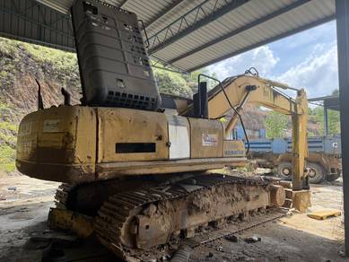 KOMATSU PC300-8 (untuk sparepart)