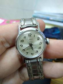 Vintage Timex Lady Handwind Watch