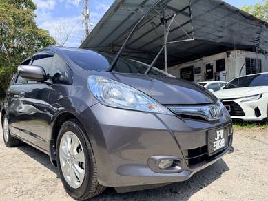 2014 Honda Jazz Hybrid (HYBRID)