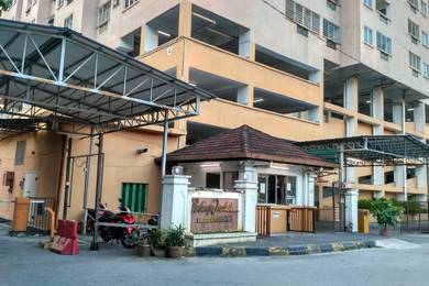 Condominium For Sale in Pelangi Indah
