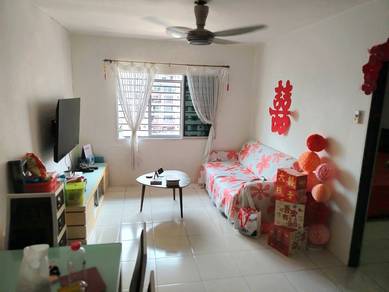 Flat For Sale in Desa Sri Puteri B