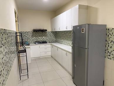 Condominium For Rent in Metropolitan Square