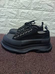 Uk7 Alexander McQueen boot