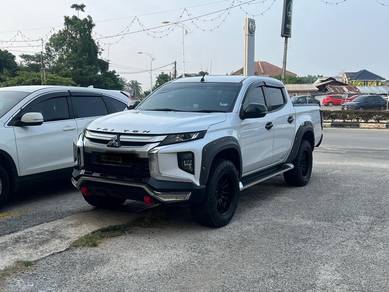 Mitsubishi Triton VGT PREMIUM in Kota Bharu, KTN