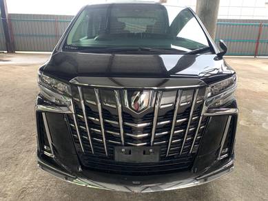 Toyota Alphard SC in Damansara, KUL