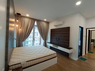 Condominium For Rent in The Ryegates 3