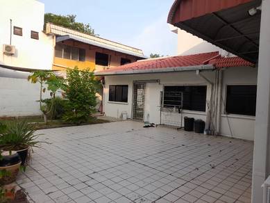 Semi-Detached House For Sale in Greenlane,PNG