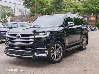 2023 Toyota Land Cruiser ZX