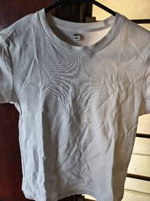 Uniqlo kids T white