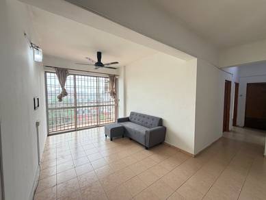 Apartment For Rent in Putri Ria Apartment