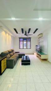 Townhouse Condo For Sale in Nusavilla