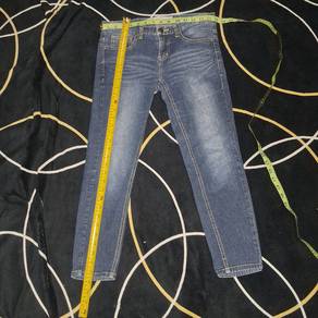 Giordano Low Rise Slim Tapered Audrey Jeans 32