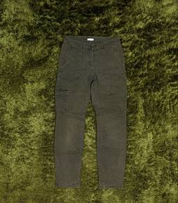 Cargo Pant sz 28.