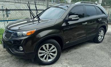 Kia Sorento in Sri Damansara, KUL