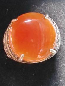 Giok Jadeite Burma Gred A Ais Merah