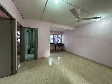 Flat For Sale in Bandar Selesa Jaya