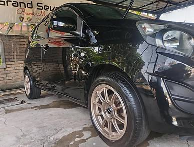 Perodua Axia G in Tasek Gelugor, PNG