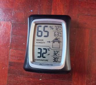 Indoor Temperature and Humidity Monitor