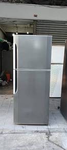 Hitachi 2door fridge refrigerator 335L