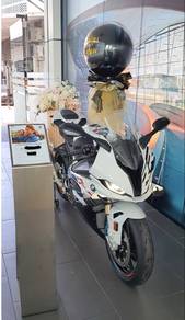 BMW S 1000 RR