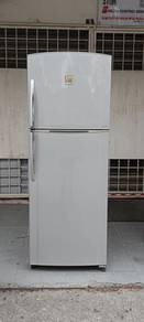 Toshiba 2 Door Fridge Peti ais 480 Lt