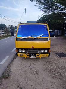 mitubishi Canter fb300 1ton 