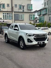 Isuzu D-Max STANDARD AT in Kuching, SWK