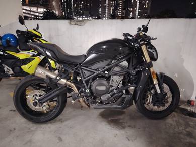 Benelli 752S