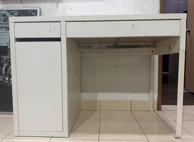 Study Table/Desk with Drawers and Shelves