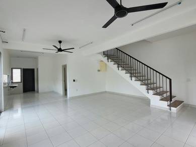 2-storey Terraced House For Sale in Bandar Bukit Raja,SGR