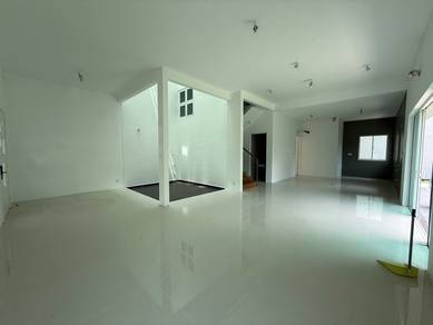Semi-Detached House For Sale in Tanjung Bungah,PNG