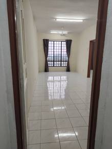 Apartment For Sale in Vista Impiana