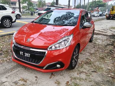 Peugeot 208 PURETECH in Kepong, KUL