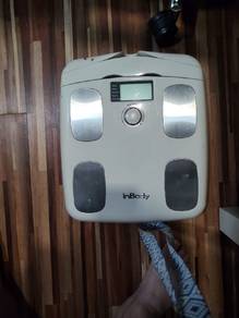 body in weighing machine 