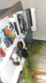 diecast reselles Hotwheels,Matchbox,Majorette,etc