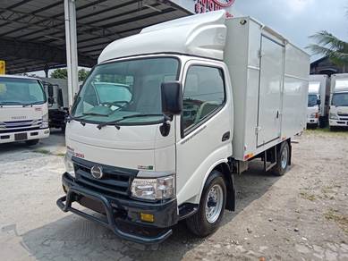 2013 Hino WU302R (UBS) Alu Box 13' (1 LHS Door)